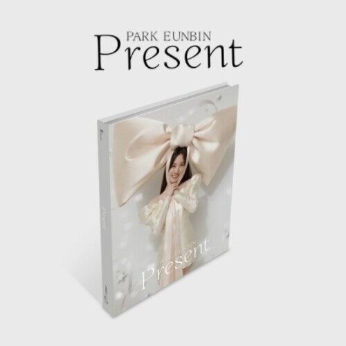 Park Eunbin: Present - incl. 20pg Photobook + 2 Photocards